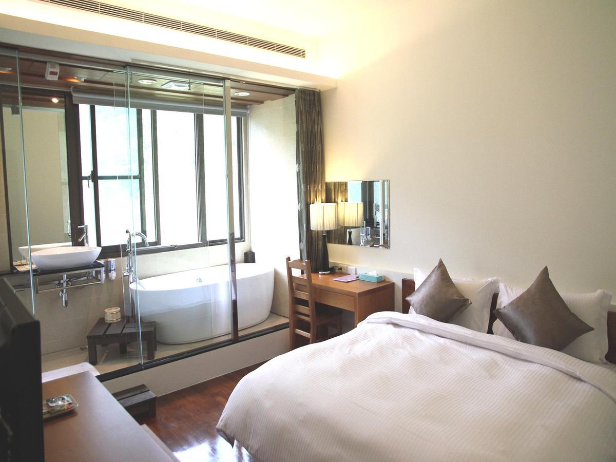 ג'יאושי Peace Area Hot Spring Hotel מראה חיצוני תמונה